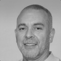 Л. Турчеджиев, управител